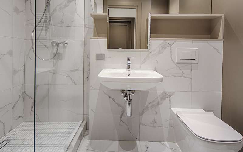 How to Select Durable and Stylish Bathroom Tiles